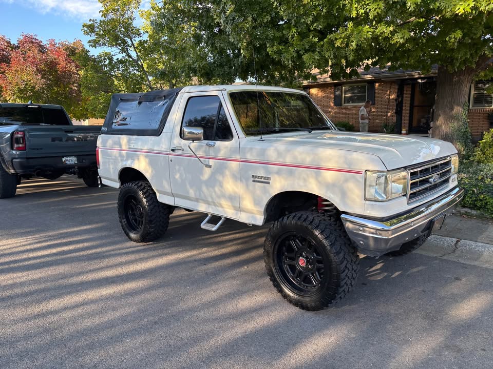 1989 Ford Bronco XLT in Boise, ID (photo 6) — photo 6