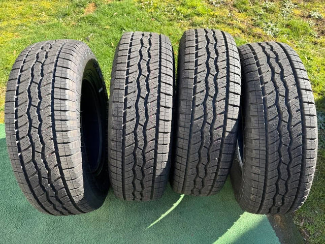 Falken WildPeak A/T3W A Tires 265/70r18 265/70/18 or 265-70-18 takeoffs in Portland, OR (photo 1)