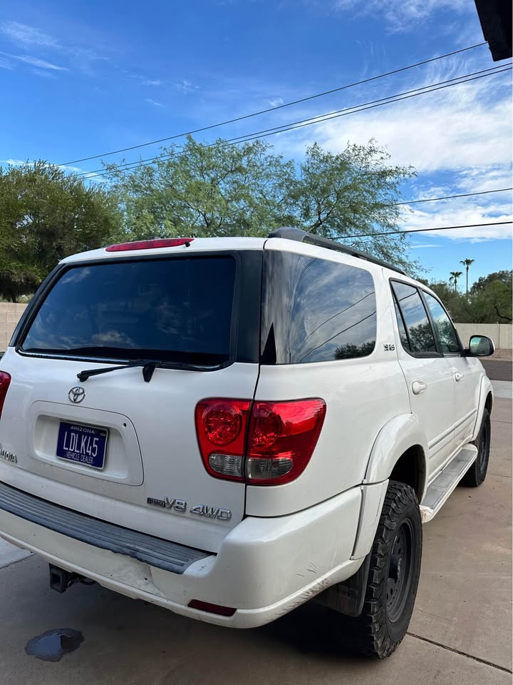 2005 Toyota Sequoia · Limited Sport Utility 4D in Phoenix, AZ (photo 6) — photo 6