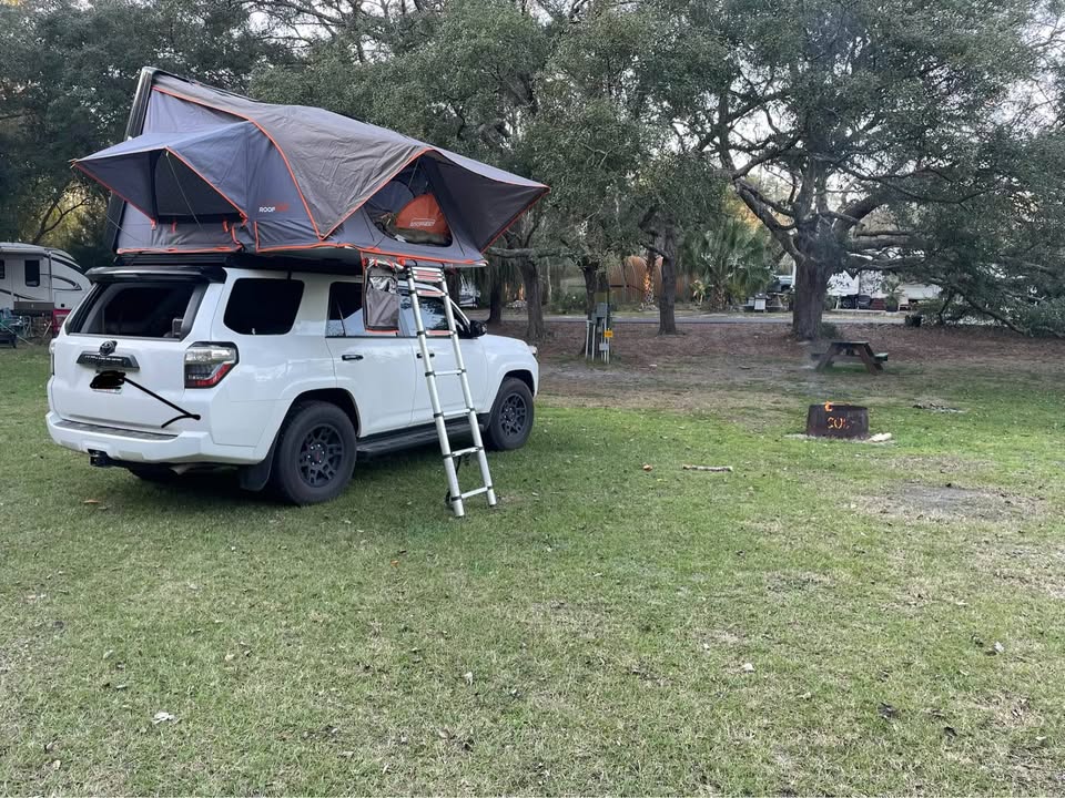Roofnest Connor XL Rooftop Tent in Shinnston, WV (photo 7)