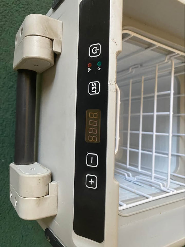 Dometic electric cooler — photo 3