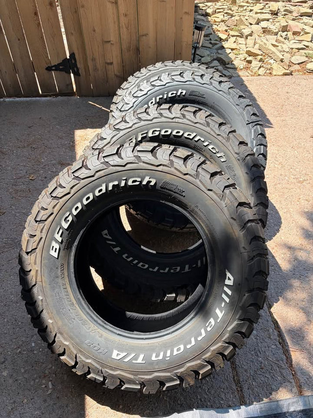 BFGoodrich All-Terrain T/A KO3 Tires LT265/70R17 — photo 2