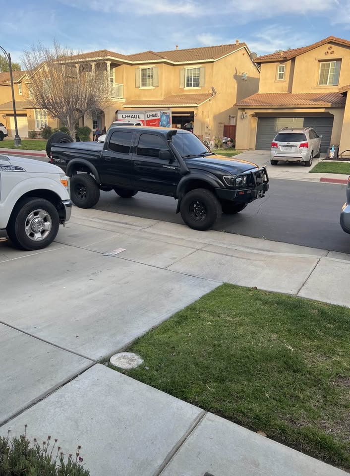 2003 Toyota Tacoma Double Cab · 4WD 4D in Lake Elsinore, CA (photo 12) — photo 12