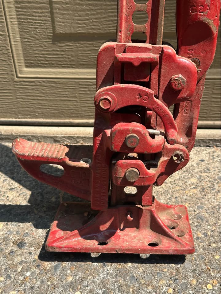 Hi-Lift Jack in Hood River, OR (photo 2) — photo 2