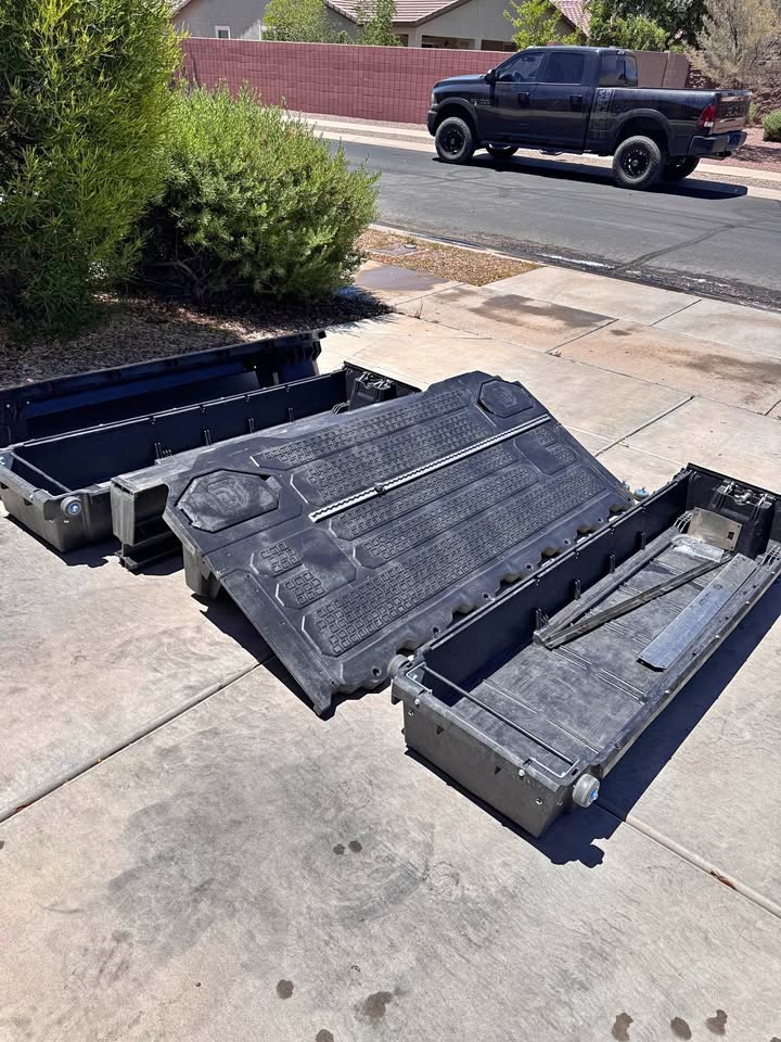 Decked truck bed cargo box in Surprise, AZ (photo 1) — photo 1