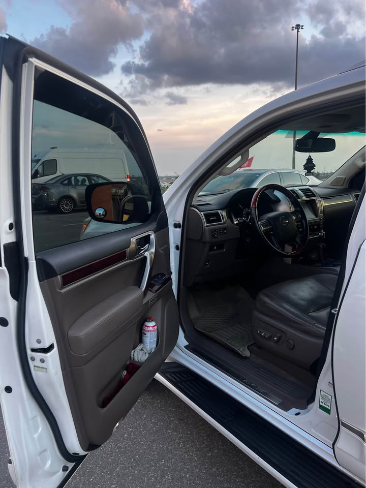 2012 Lexus gx460 in Vaughan, ON (photo 8)