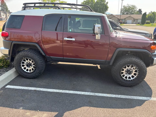 2008 Toyota FJ Cruiser · Sport Utility 2D — photo 2