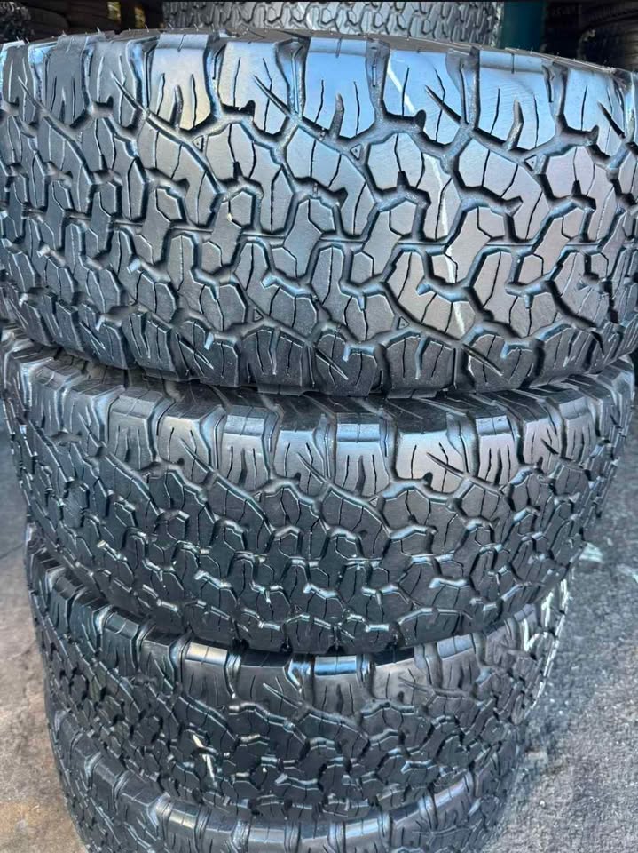 BFGOODRICH ALL-TERRAIN T/A KO2 in Spring Valley, CA (photo 2)