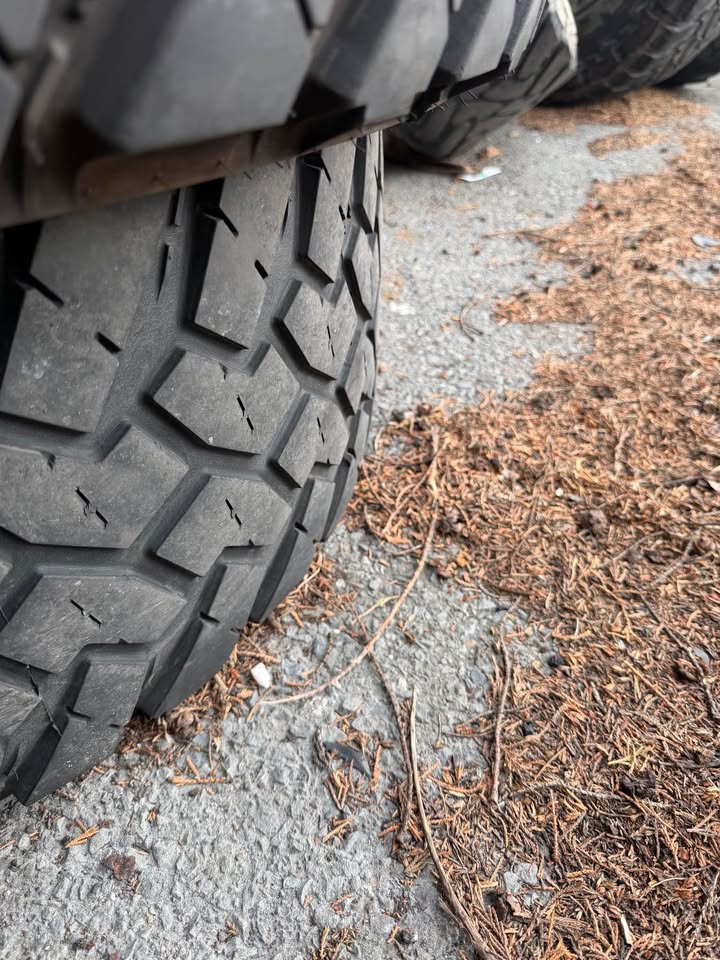 Nitto trail grapplers 37x12.5r18 in Colma, CA (photo 5) — photo 5