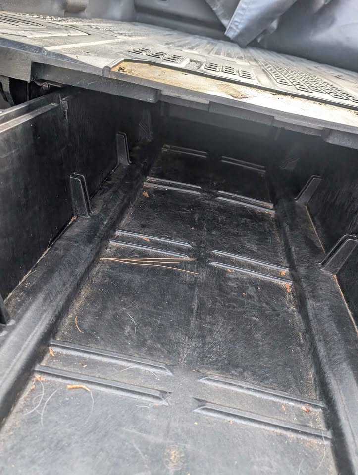 500$. OBO Decked storage for 07- 2013 GMC Sierra 1500 5'8 Bed in Marysville, WA (photo 5) — photo 5