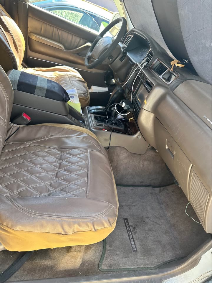 1996 Toyota Landcruiser · Sport Utility 4D in El Cajon, CA (photo 8) — photo 8