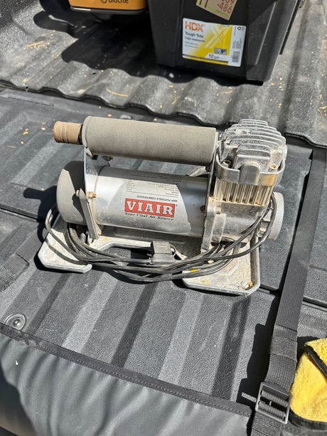 VIAIR 400P Portable Compressor and Quad Tire Inflation System in Phoenix, AZ (photo 1)