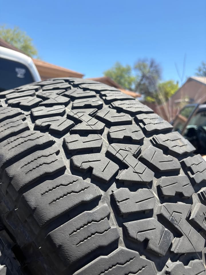 Toyota 4Runner Falken Wildpeak AT3 285/70R17 Tires and Rims in Tucson, AZ (photo 4) — photo 4