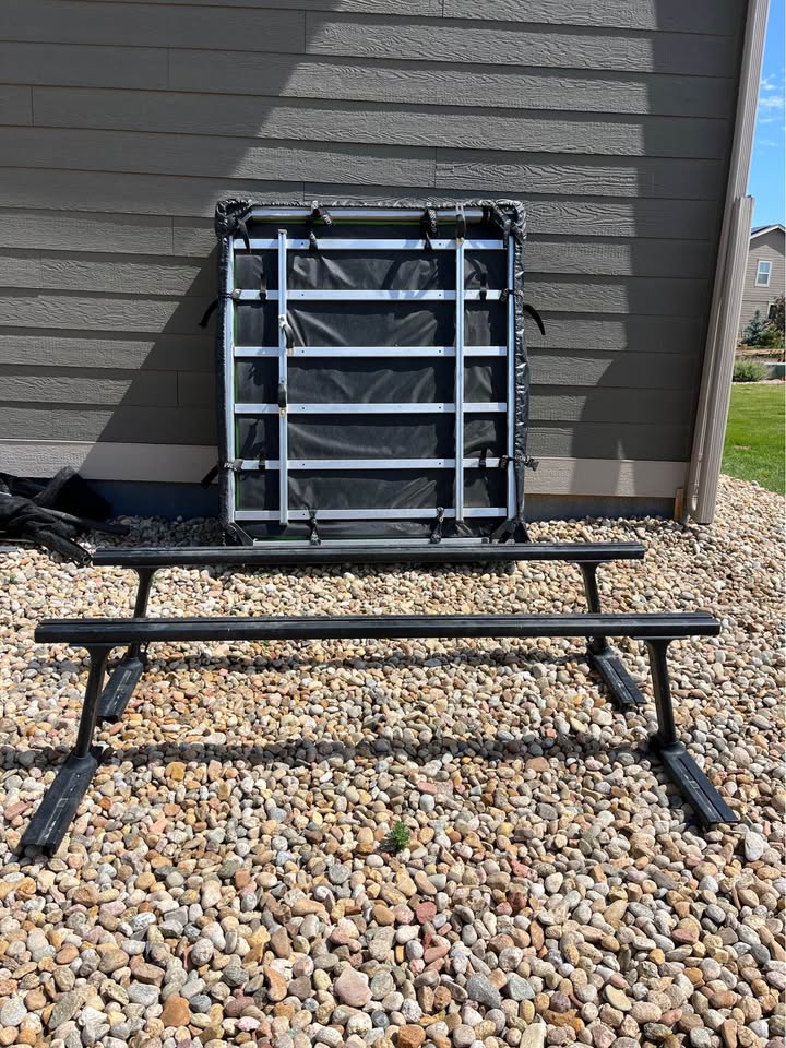 Freespirit Recreation Rooftop Tent with Thule Crossbars in Erie, CO (photo 2) — photo 2
