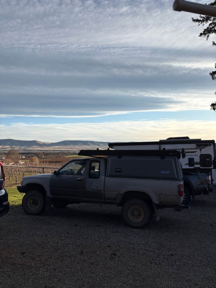 Super Pacific X 1 Camper shell in Grandview, WA (photo 8) — photo 8