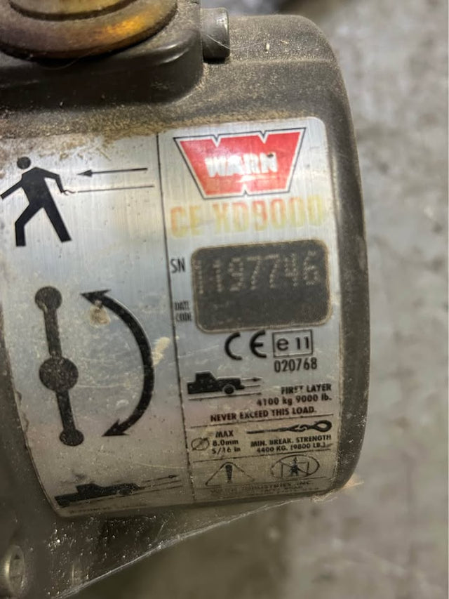 Warn XD9000 Winch — photo 3