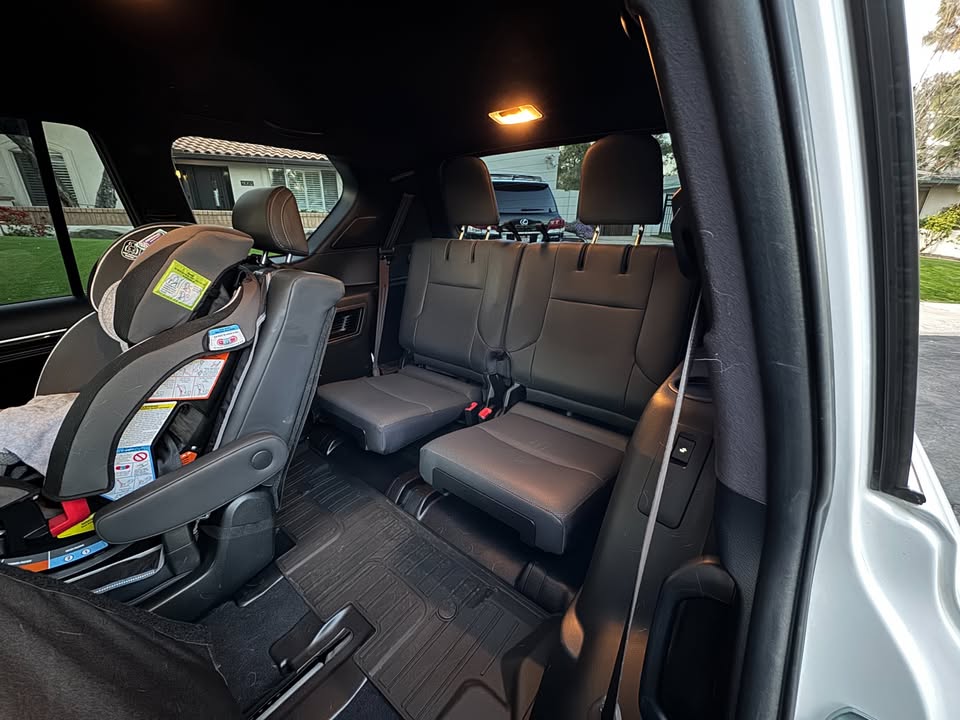 2022 Lexus gx460 — photo 10