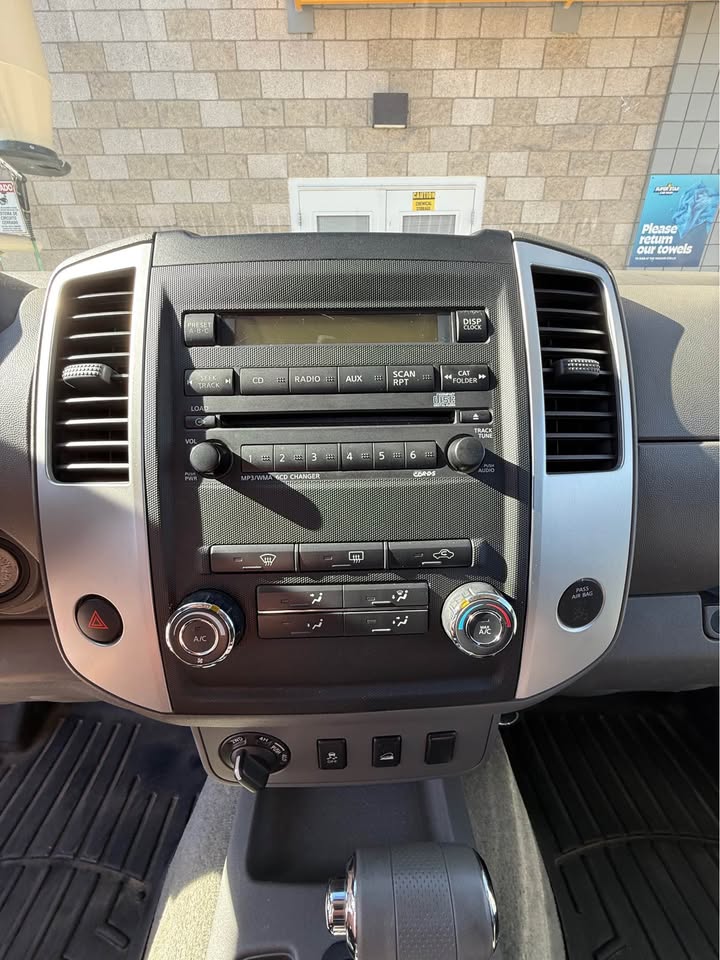 2012 Nissan Frontier Crew Cab · SV (2017.5) Pickup 4D 5 ft in Colorado Springs, CO (photo 10) — photo 10