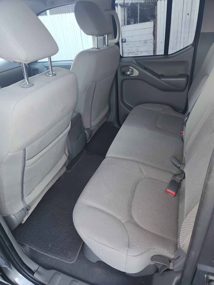 2019 Nissan Frontier Crew Cab · SV Pickup 4D 5 ft in Tucson, AZ (photo 11) — photo 11