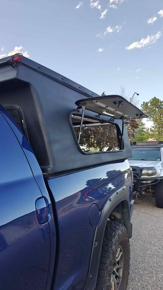 Flippac Truck Camper Shell 6.5 ft in Aurora, CO (photo 5) — photo 5