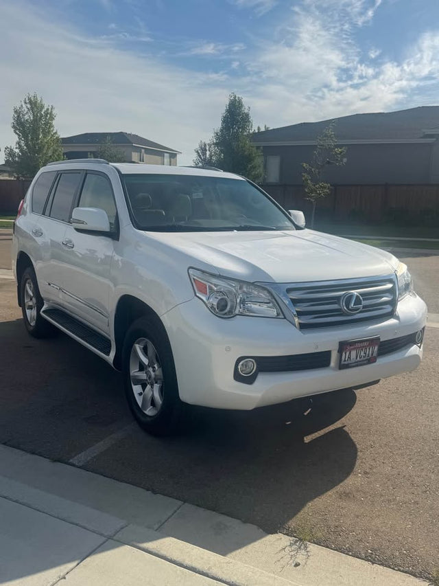 2013 Lexus GX460 — photo 3