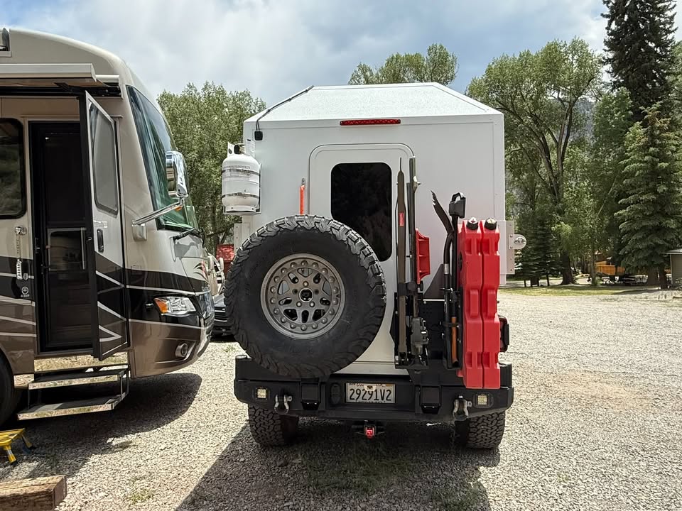 2020 Jeep Jeep Gladiator with 2025 Aterra Topper in San Diego, CA (photo 2) — photo 2