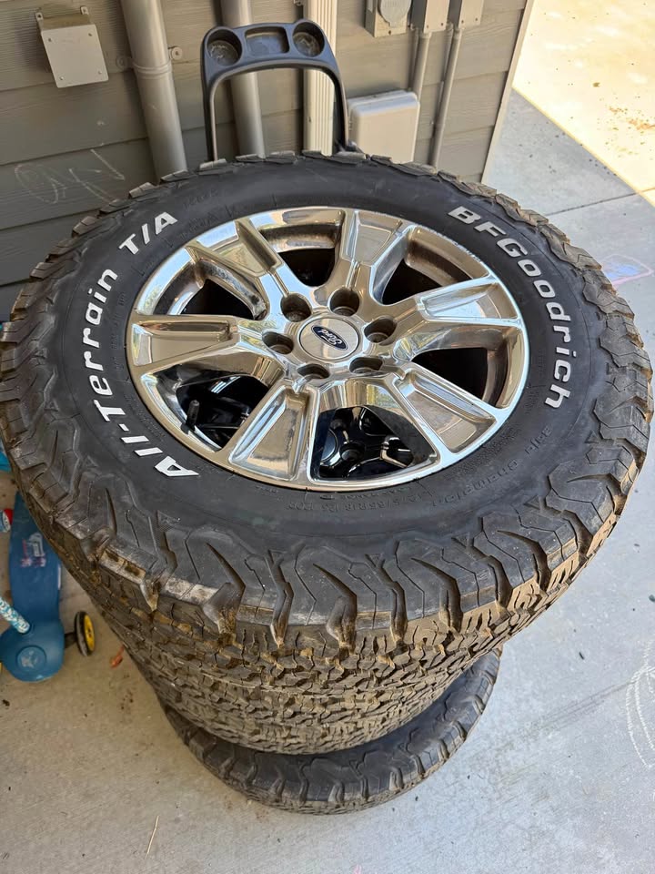 Premium truck tires in Oak Harbor, WA (photo 1) — photo 1