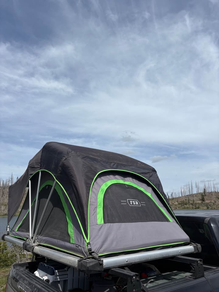 Rooftop tent — photo 2