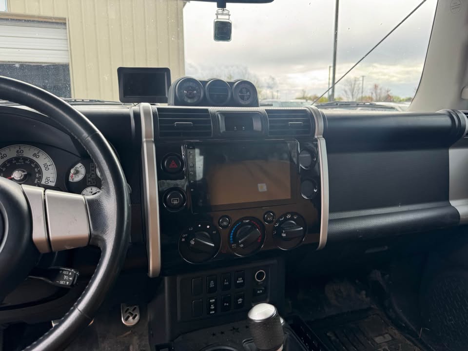 2007 Toyota FJ Cruiser · Sport Utility 2D in Boise, ID (photo 12)