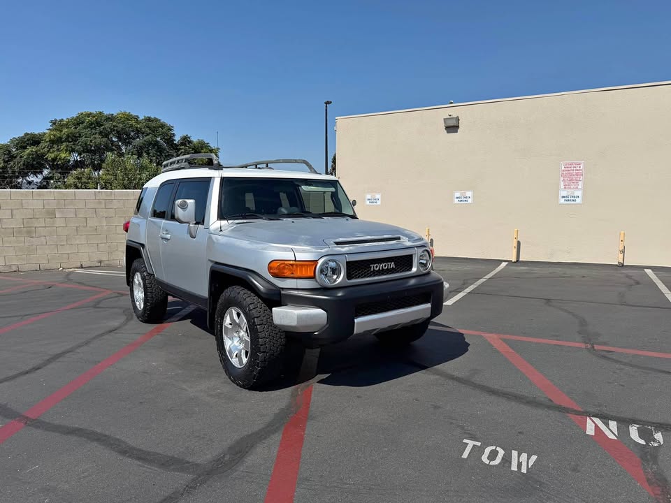 2007 Toyota FJ Cruiser · Sport Utility 2D in Orange, CA (photo 1)