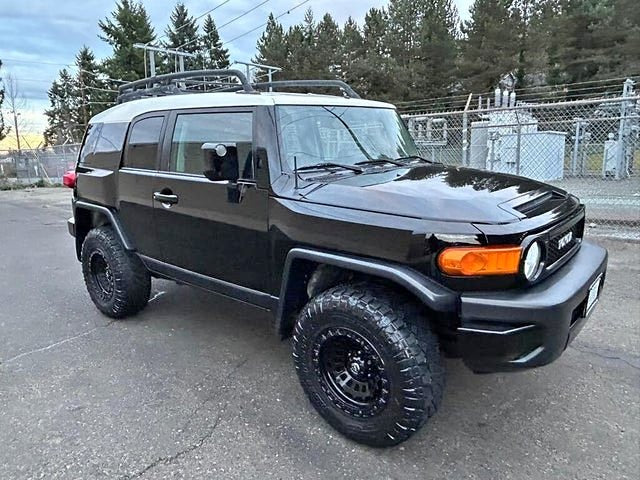 2009 Toyota FJ Cruiser 4WD in Kirkland, WA (photo 1)