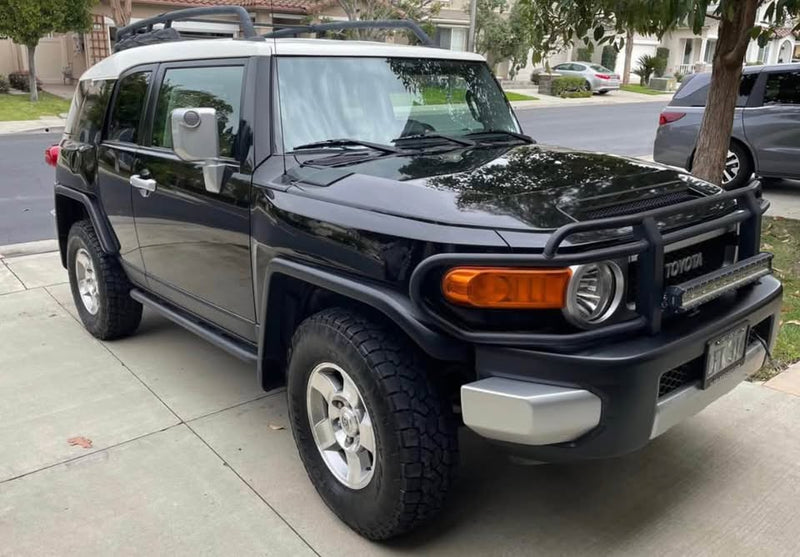 2009 Toyota FJ Cruiser in Irvine, CA (photo 1) — photo 1