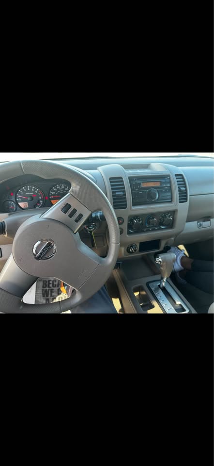 2008 Nissan Frontier Crew Cab SE Pickup 4D 5 ft in Reno, NV (photo 8) — photo 8