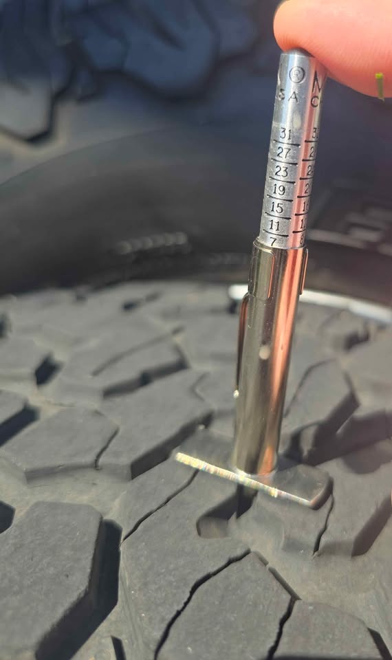 BFGoodrich All-Terrain T/A KO2 Tires on Ford Gen 1 Raptor Wheels - LT285/70R17. Good TPMS sensors in Meridian, ID (photo 6) — photo 6