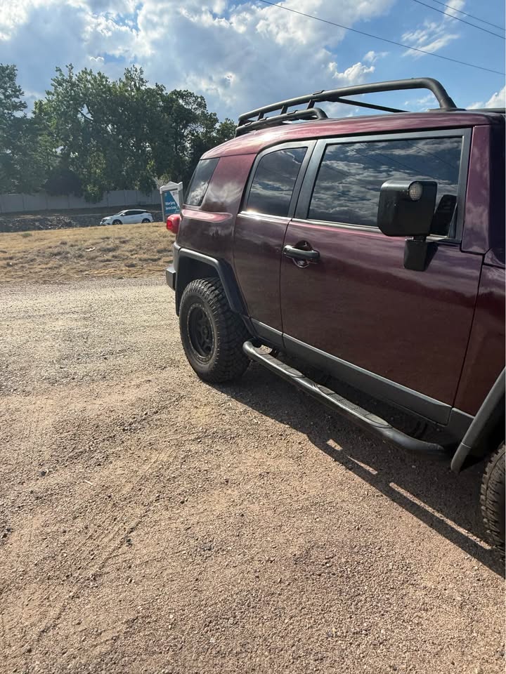 2007 Toyota FJ Cruiser · Sport Utility 2D — photo 6
