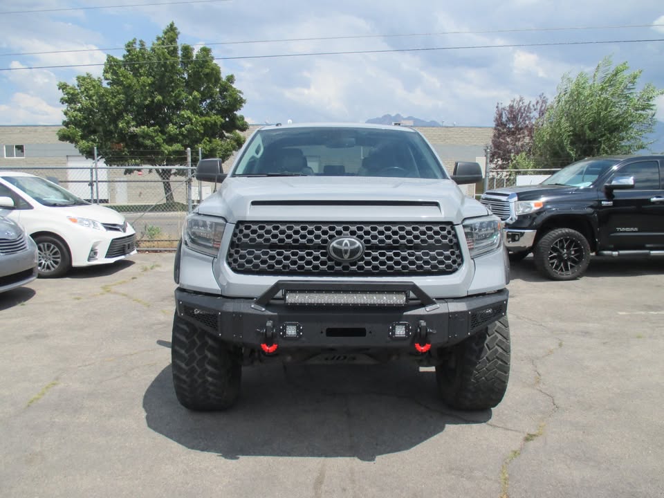 2018 Toyota Tundra CrewMax Limited 4x4 — photo 7