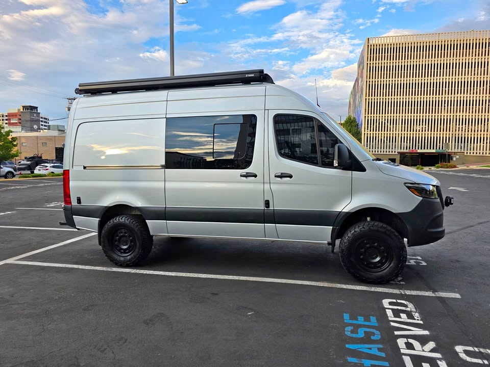 2023 Mercedes-Benz sprinter 144" high roof awd in Reno, NV (photo 1)