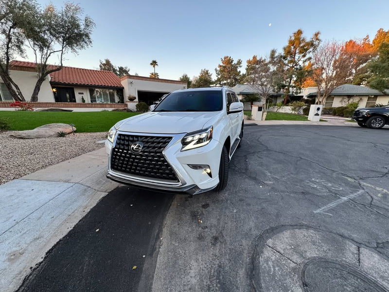 2022 Lexus gx460 — photo 2