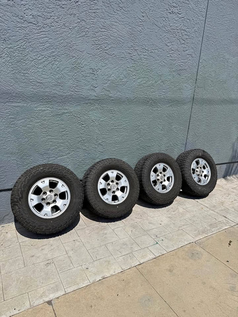 265/70/16 Falken Wildpeak