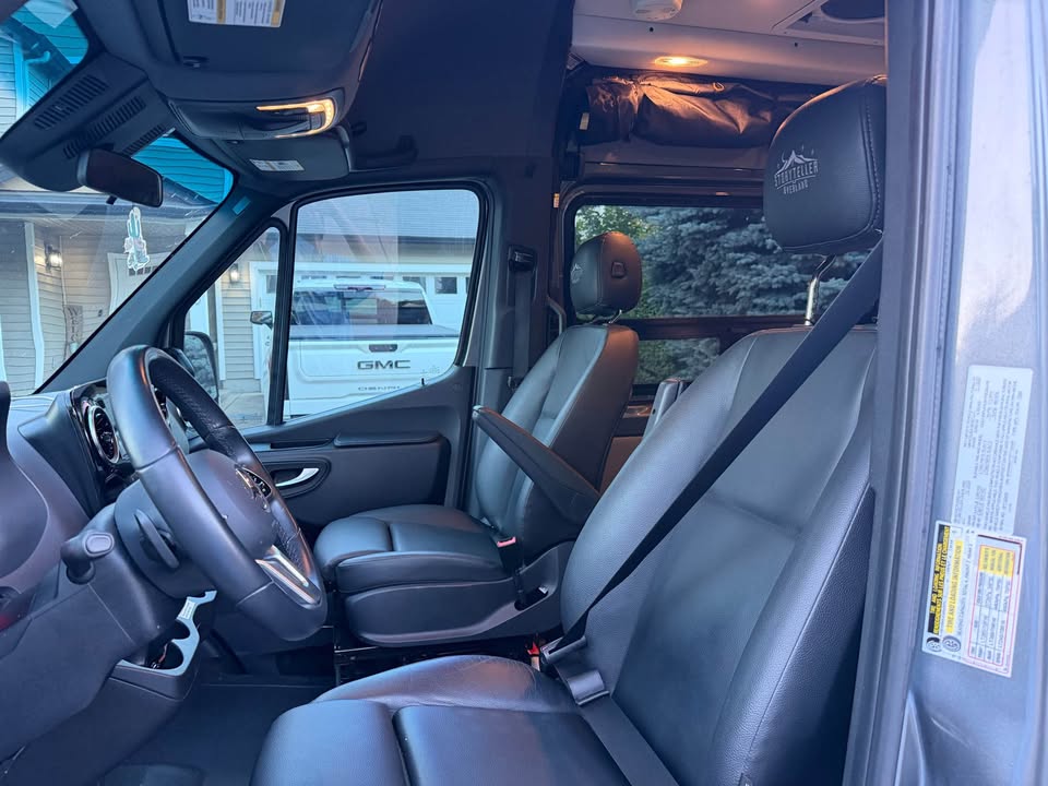 2023 Storyteller Overland stealth van up awd in Vancouver, WA (photo 8) — photo 8