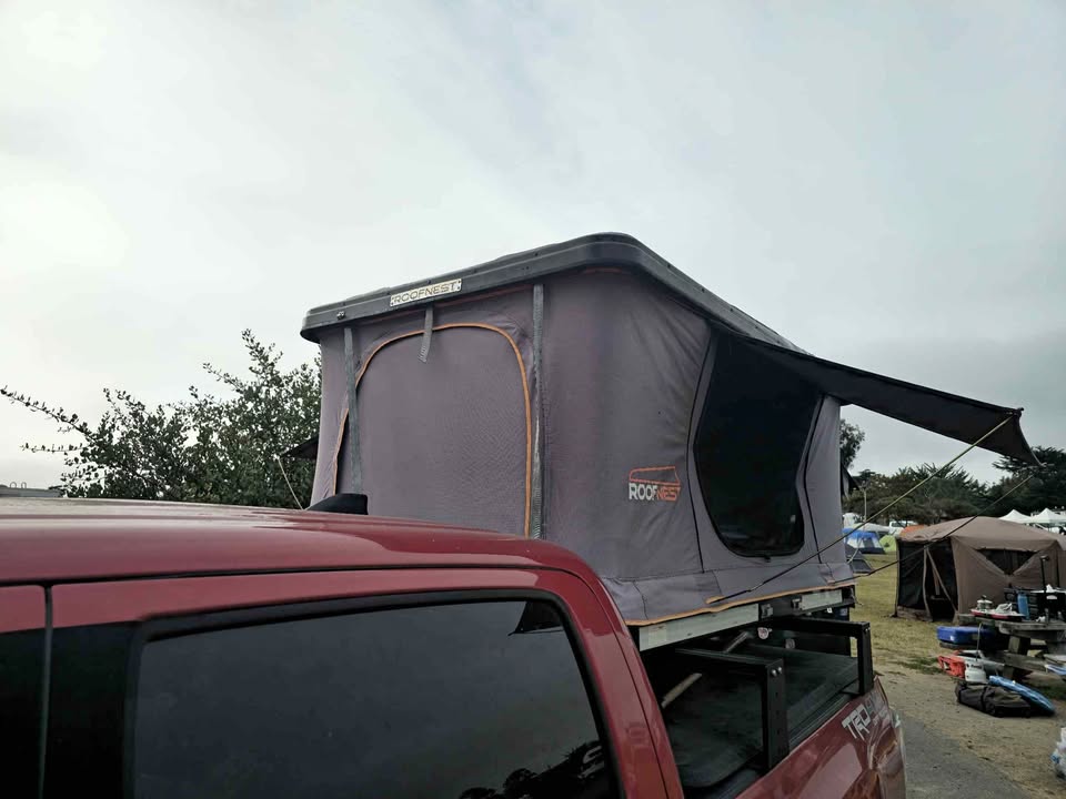 Roofnest Sparrow Rooftop Tent in Daly City, CA (photo 1)