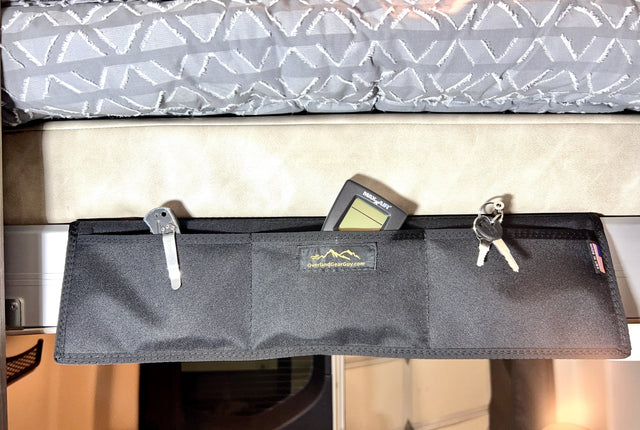 Jayco Terrain - Entegra  Bed Organizer small — photo 2
