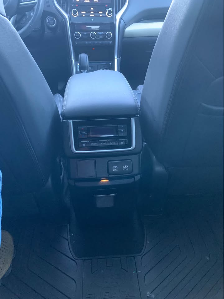2021 Subaru Ascent · Limited Sport Utility 4D in Portland, OR (photo 9) — photo 9