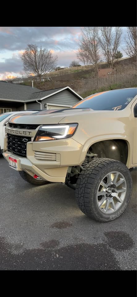 2021 Chevrolet Colorado Crew Cab · ZR2 Pickup 4D 5 ft — photo 2