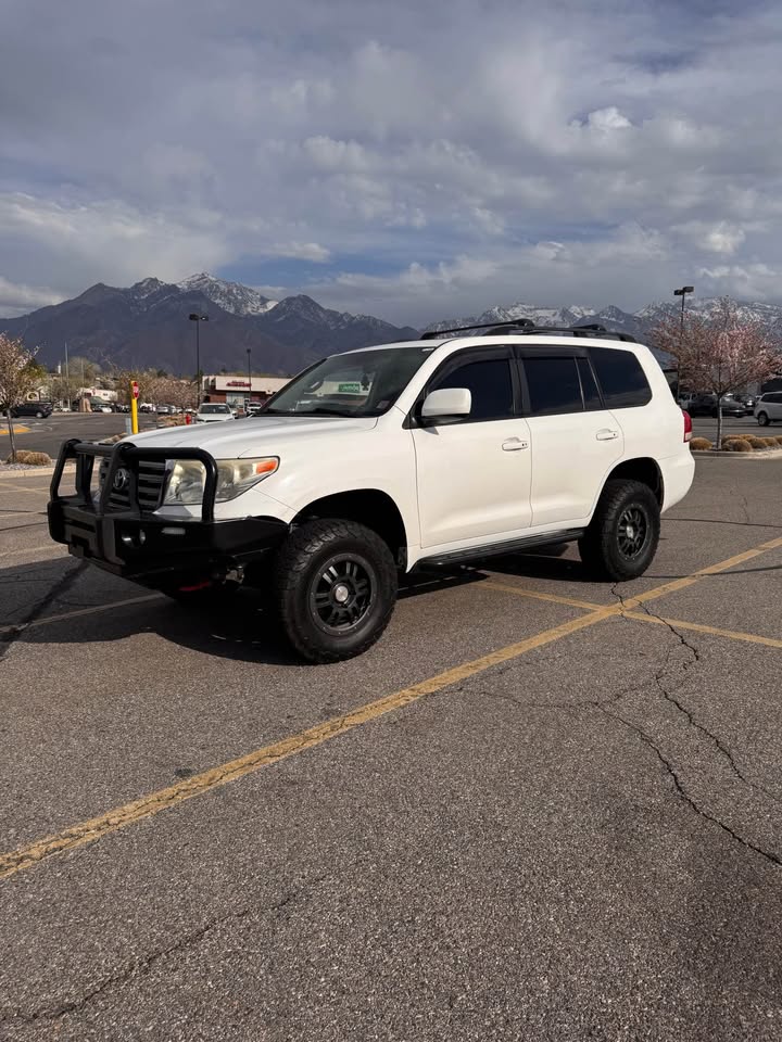2008 Toyota Landcruiser · Sport Utility 4D in Salt Lake City, UT (photo 4) — photo 4
