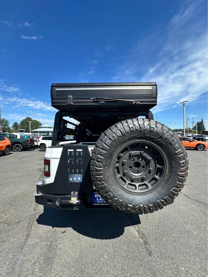 2020 Jeep Gladiator · Overland Pickup 4D 5 ft in Everett, WA (photo 7) — photo 7