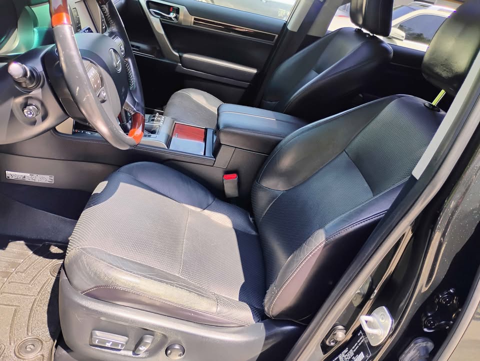 2014 Lexus GX in Toronto, ON (photo 10)
