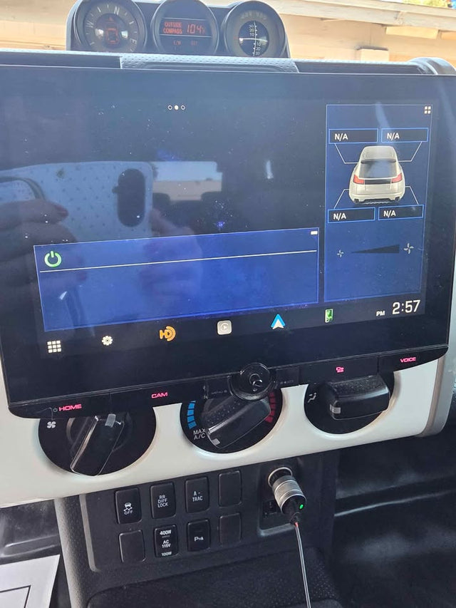 2011 Meticulously Maintained TOYOTA FJ CRUISER ONLY 151K MILES — photo 2