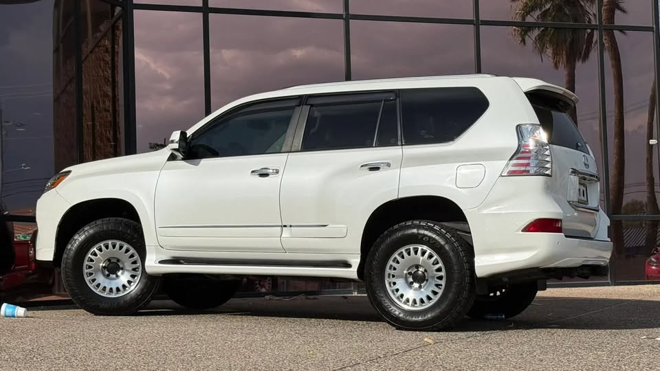 2014 Lexus GX in Tucson, AZ (photo 6) — photo 6