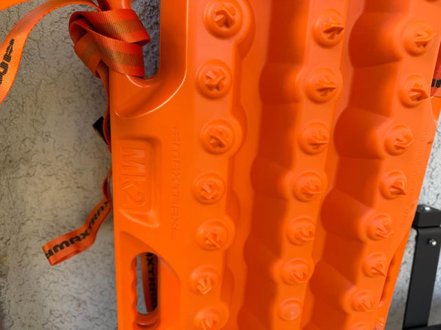 MAXTRAX MKII Traction Boards — photo 2